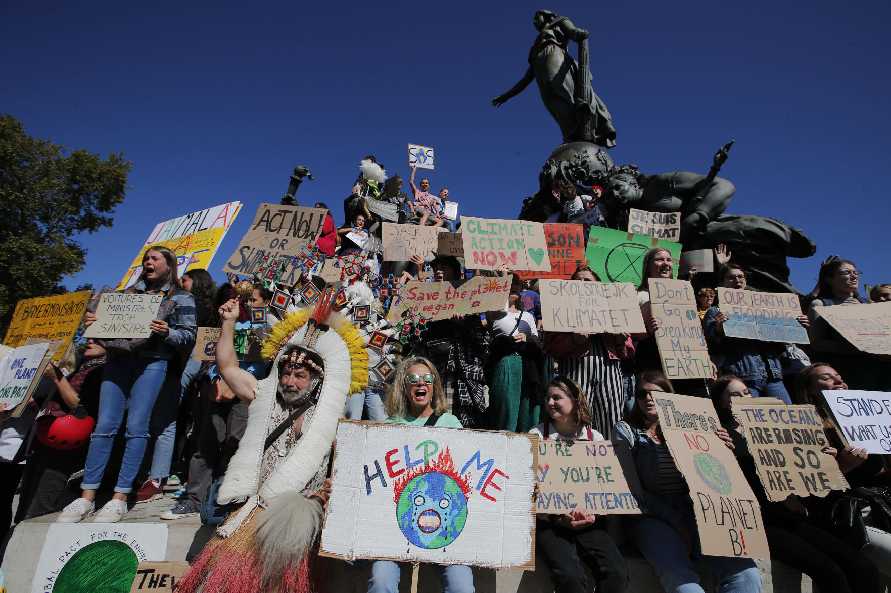 APTOPIX France Climate Protests